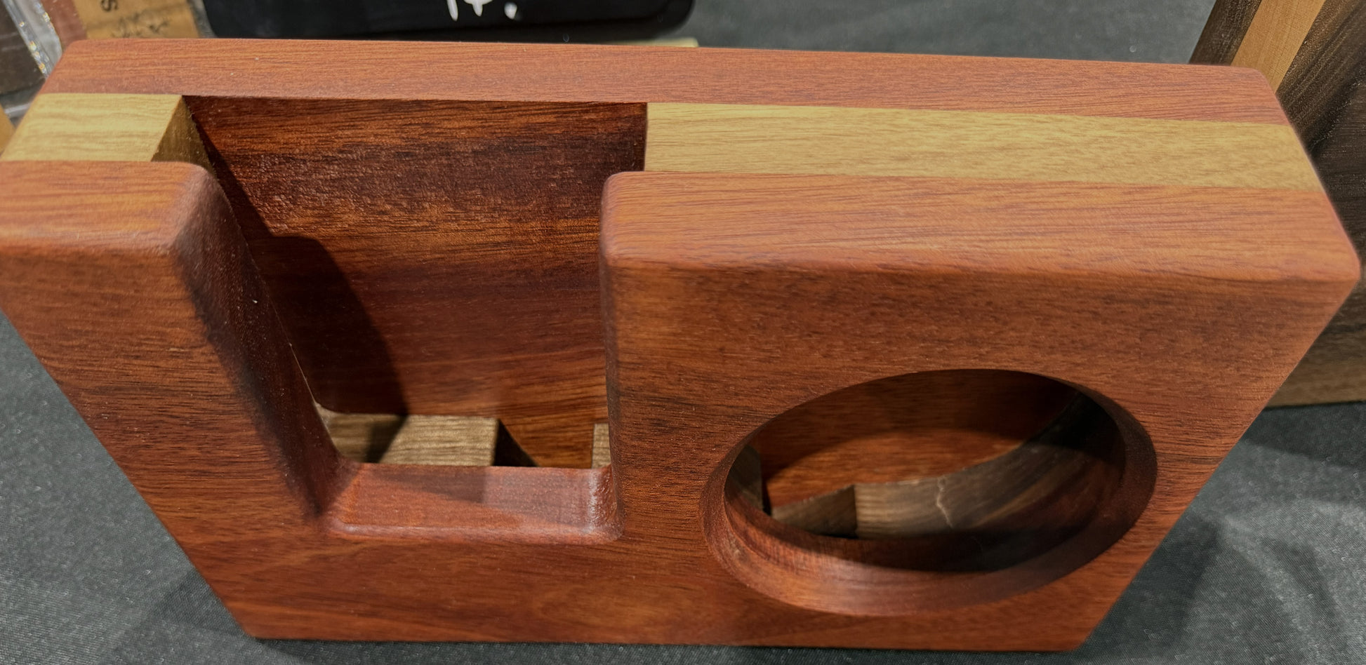 Passive phone music amplifier Bloodwood exterior with Walnut core